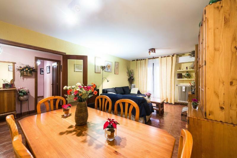דירות מדריד Vivienda Familiar Con Jardin Junto A Ifema מראה חיצוני תמונה